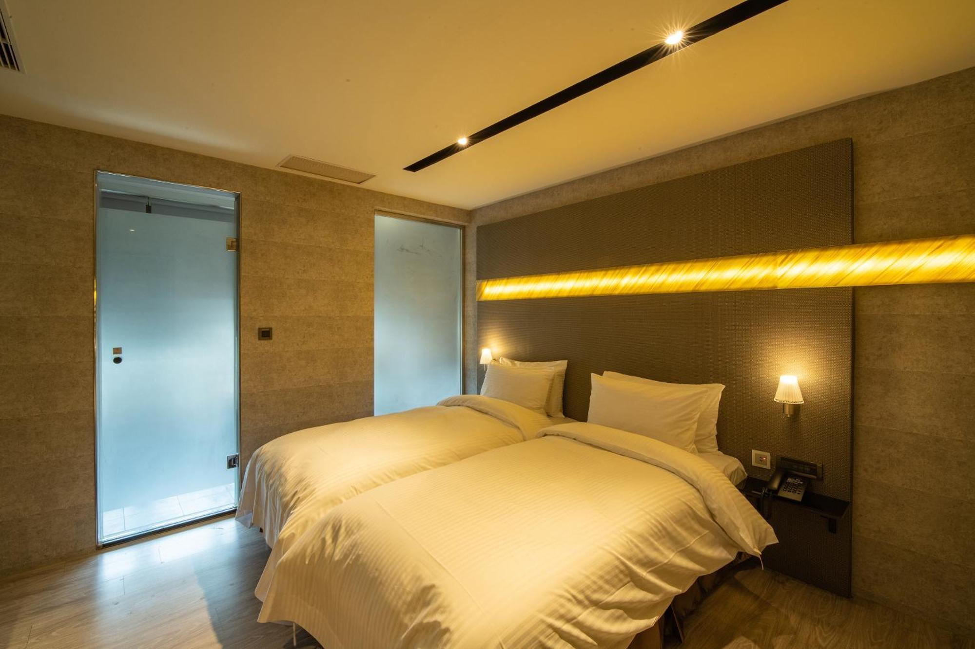 Fengjia Hotel Bell Taichung Exterior photo